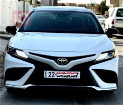 تۆیۆتا کامری